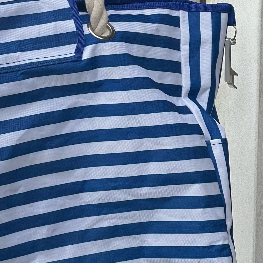 SHYLERO Beach Bag and Pool Bag - Picture 11 of 13